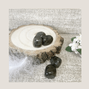 labradorite crystal tumblestone