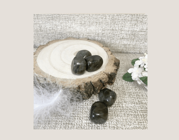 labradorite crystal tumblestone